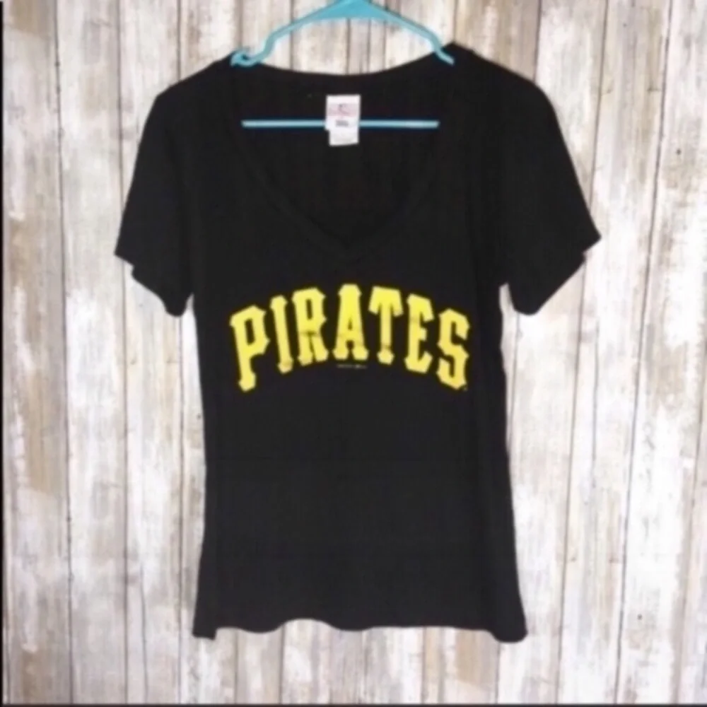 Pittsburgh Pirates V Neck Tee Womens L Black Gold MLB Baseball Shirt - Picture 3 of 4
